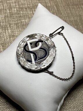 Antique Sterling Silver SPS Brooch Sine Prole Superstite Mourning Wreath c.1900